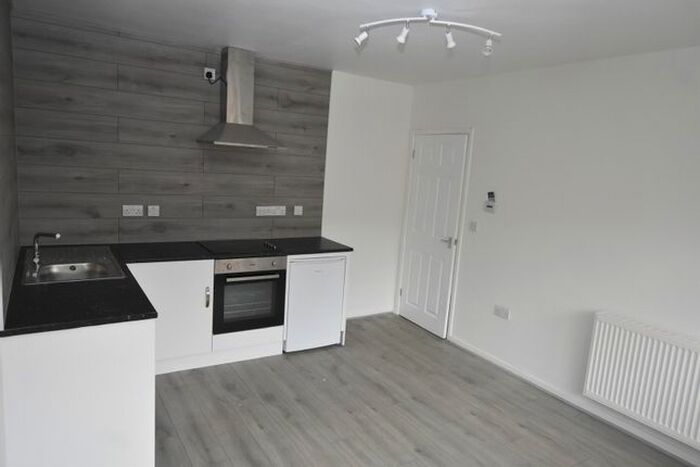 1 Bedroom Flat To Rent In Bromyard Terrace, Worcester, WR2