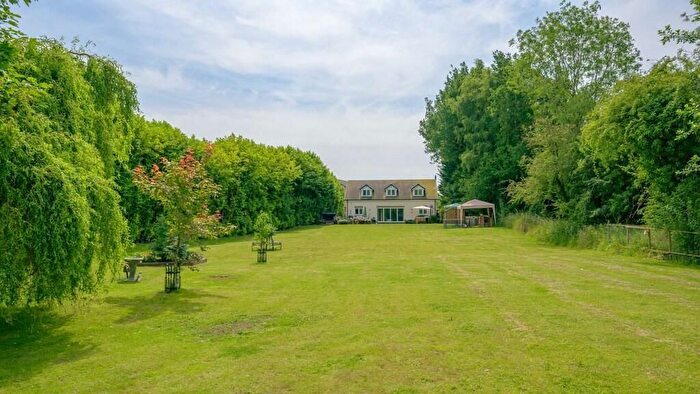 4 Bedroom Detached House For Sale In Gull Road, Guyhirn, Wisbech, Cambridgeshire, PE13