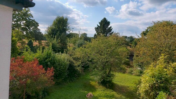 3 Bedroom Semi-Detached House To Rent In Creynolds Lane, Cheswick Green, Solihull, West Midlands, B90