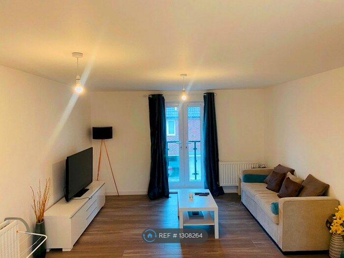 2 Bedroom Flat To Rent In Laurel Road, Minster On Sea, Sheerness ME12