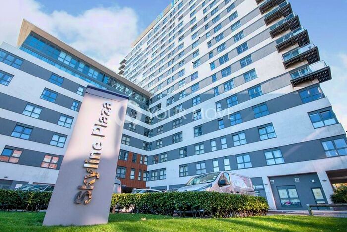 2 Bedroom Flat To Rent In Alencon Link, Basingstoke, Hampshire, RG21