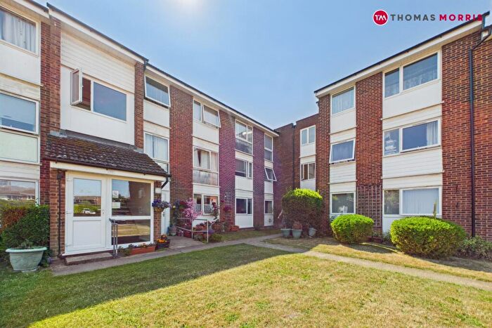 2 Bedroom Apartment For Sale In Tennyson Close, Royston, Hertfordshire, SG8
