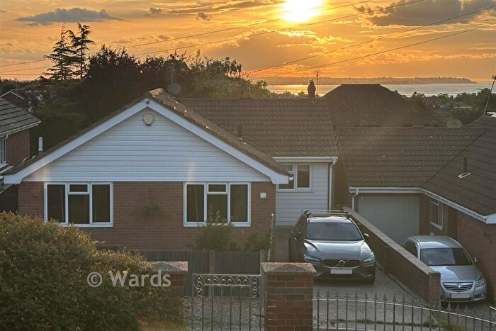 4 Bedroom Detached Bungalow For Sale In Stanley Road, Whitstable, Kent, CT5