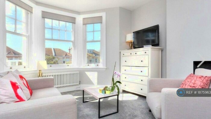 1 Bedroom Flat To Rent In Walsingham Road, Hove, BN3