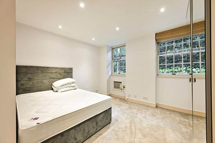 2 Bedroom Flat For Sale In Circus Road, St John's Wood, London, NW8