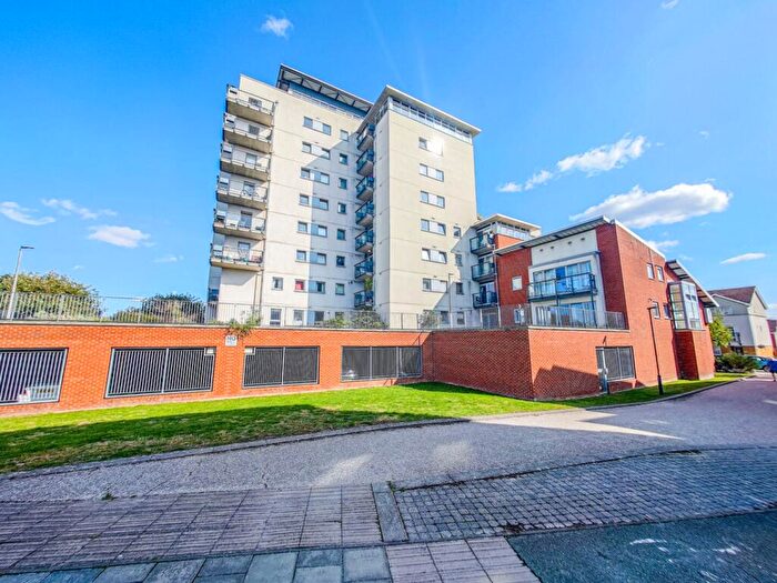 1 Bedroom Flat To Rent In Erebus Drive, Thamesmead, SE28
