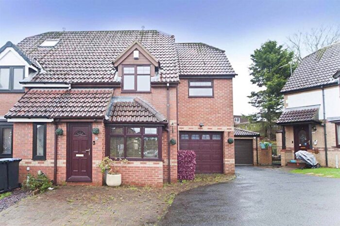3 Bedroom Semi Detached House For Sale In Barsloan Grove, Peterlee, SR8