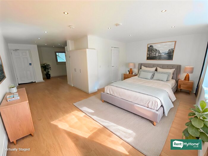 Apartment To Rent In York Road, Leicester, LE1