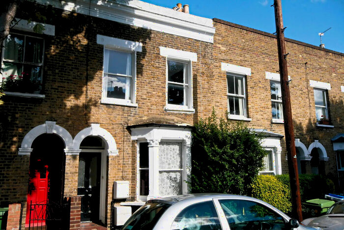 Studio To Rent In Amott Road, Peckham Rye, SE15