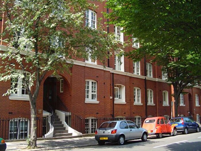 1 Bedroom Flat To Rent In Thanet Street, Rashleigh House, WC1H