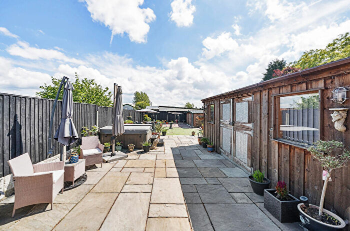 2 Bedroom Bungalow For Sale In Wild Hill, Sutton-in-Ashfield, Nottinghamshire, NG17