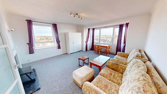 2 Bedroom Flat To Rent In Dyke Road, City Centre, Brighton, BN1