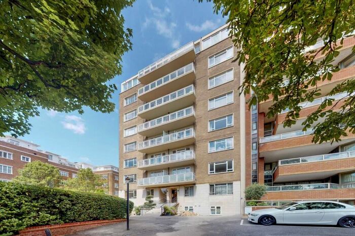 3 Bedroom Apartment To Rent In Primrose Court, - Prince Albert Road, London, NW8