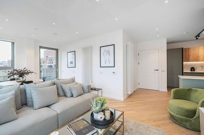 1 Bedroom Flat To Rent In Icon Heights, Wood Green, London, N22