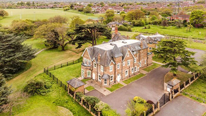 2 Bedroom Apartment For Sale In Poulter Park, Bishopsford Road, Morden, SM4
