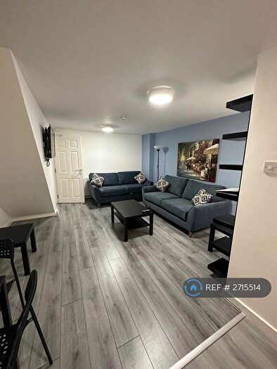 6 Bedroom Terraced House To Rent In Albert Edward Road, Liverpool, L7