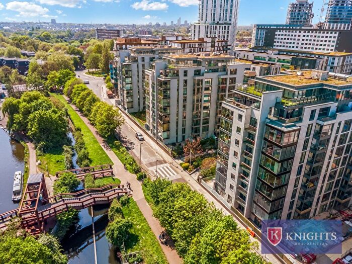 1 Bedroom Apartment For Sale In Egret Heights - Hale Village, Tottenham Hale, London, N17