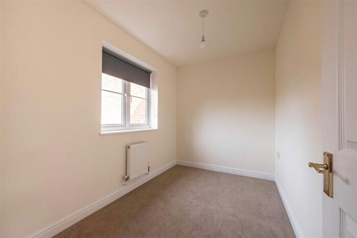 3 Bedroom End Of Terrace House For Sale In Tarpan Walk, Westbury, BA13