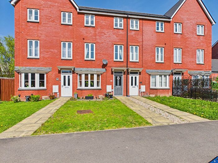 4 Bedroom Town House For Sale In Stockmoor Drive, Bridgwater, TA6