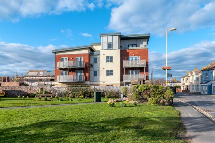 3 Bedroom Flat To Rent In Buccaneer House, Rails Lane, Hayling Island, PO11