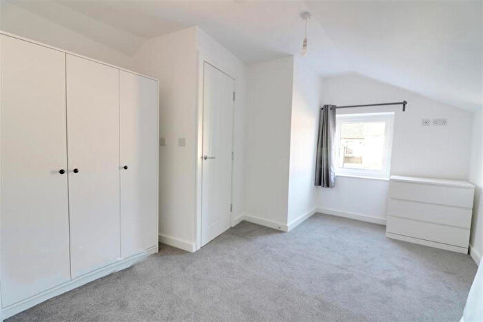 1 Bedroom Maisonette To Rent In Amherst St, Grangetown, Cardiff, CF11
