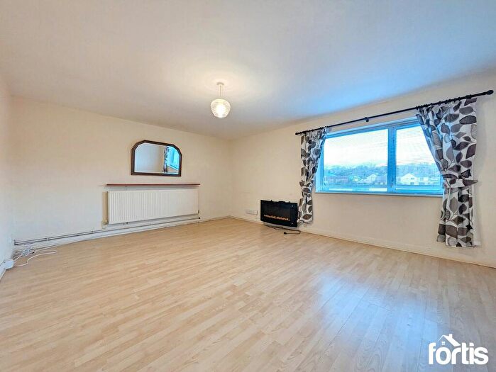 2 Bedroom Flat For Sale In Commercial Street, Maesteg, CF34