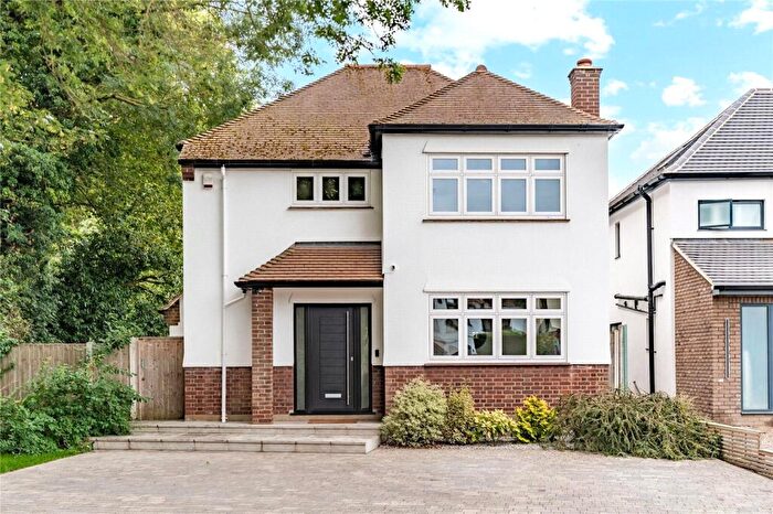 4 Bedroom Detached House For Sale In Corbets Tey Road, Upminster, Essex, RM14