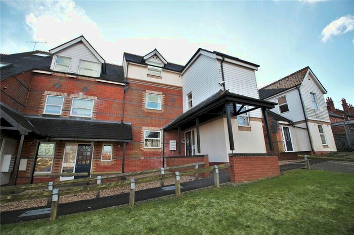 1 Bedroom Flat To Rent In Dayworth Mews, Lundy Lane, Reading, Berkshire, RG30