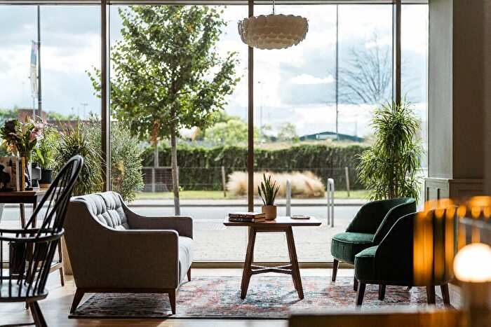 2 Bedroom Apartment To Rent In Ingram Street, Leeds, West Yorkshire, LS11