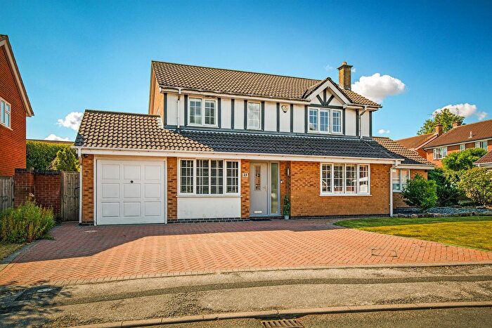 4 Bedroom Detached House For Sale In Gleneagles Close, Mickleover, Derby, DE3