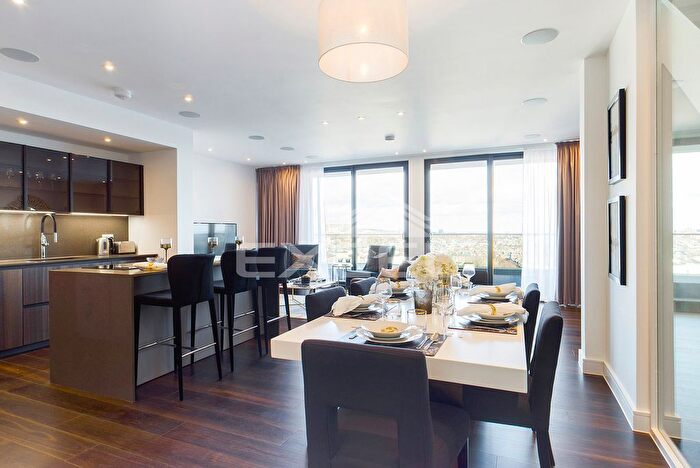 3 Bedroom Flat To Rent In Templar Court, St Johns Wood Road, London, NW8