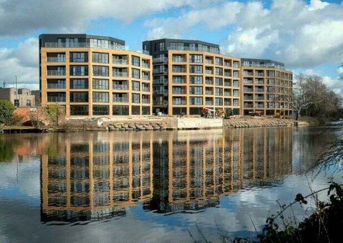 2 Bedroom Flat To Rent In Yacht Club Place, Trent Lane, Nottingham, Nottinghamshire, NG2