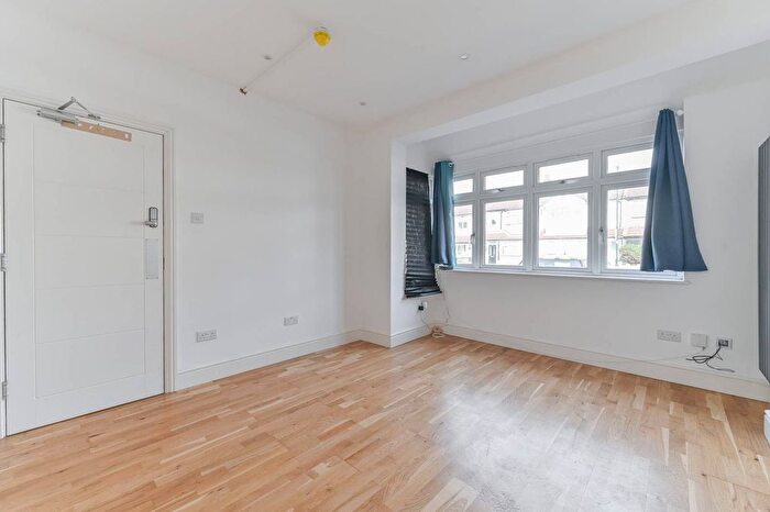 5 Bedroom End Terrace House To Rent In Woodmansterne Road, Norbury, London, SW16