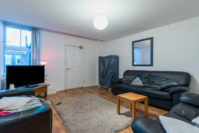 6 Bedroom Flat To Rent In Stratford Grove West, Sandyford, Newcastle Upon Tyne, NE6