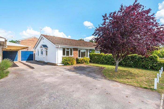 2 Bedroom Semi-Detached Bungalow For Sale In Carterton, Oxfordshire, OX18