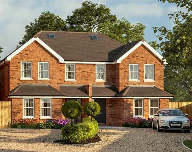 4 Bedroom Semi Detached House For Sale In Crouch Hall Lane, Redbourn, AL3