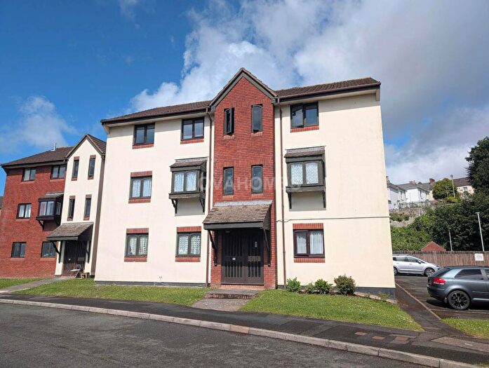 2 Bedroom Flat For Sale In Finch Close, Plymouth, PL3