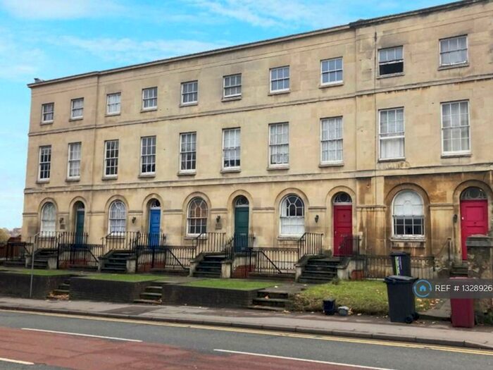 1 Bedroom Flat To Rent In Blenheim Place, Reading, RG1