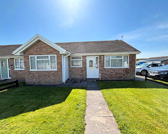 2 Bedroom Terraced Bungalow For Sale In Awel Dyfi, Tywyn, Gwynedd, LL36
