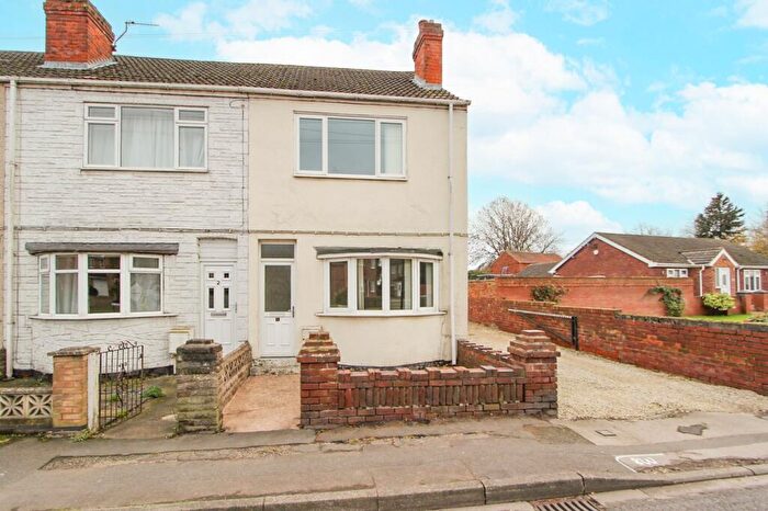 2 Bedroom Terraced House For Sale In Thorne Road, Stainforth, Doncaster, DN7