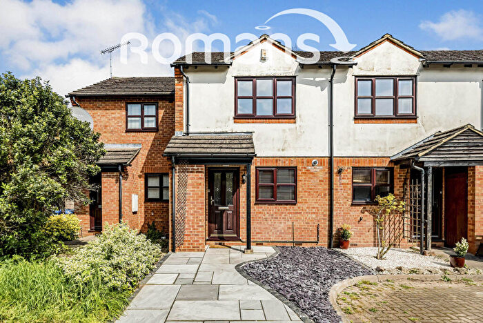 2 Bedroom Terraced House To Rent In Savoy Court, Maidenhead, SL6