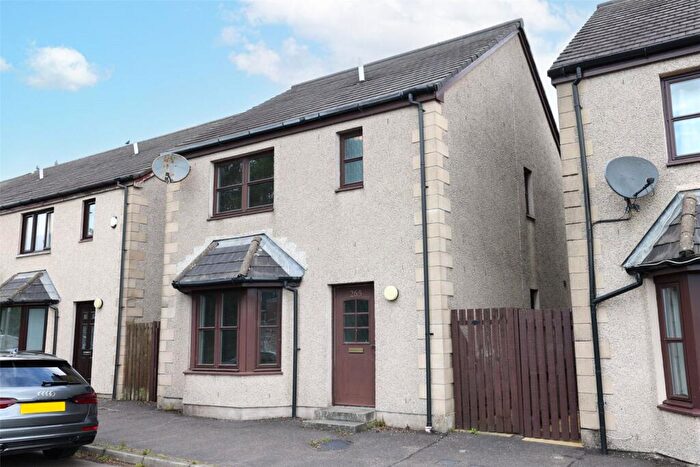 3 Bedroom Detached House For Sale In High Street, Kinross, Perth And Kinross, KY13