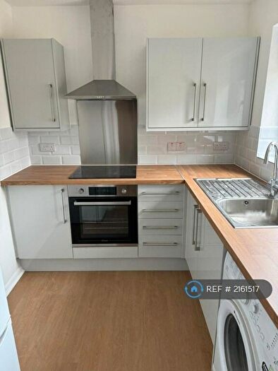 1 Bedroom Flat To Rent In Gosmore Court, London, N9