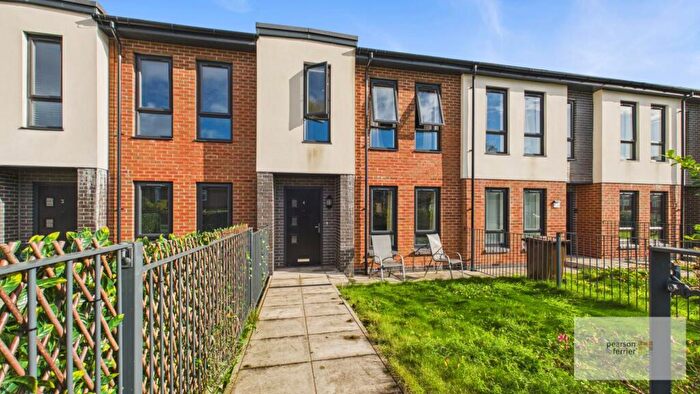 3 Bedroom Terraced House For Sale In Albert Road, Whitefield, Manchester, M45