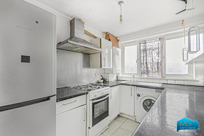 5 Bedroom Terraced House To Rent In Thetford Close, Tottenham, London, N13