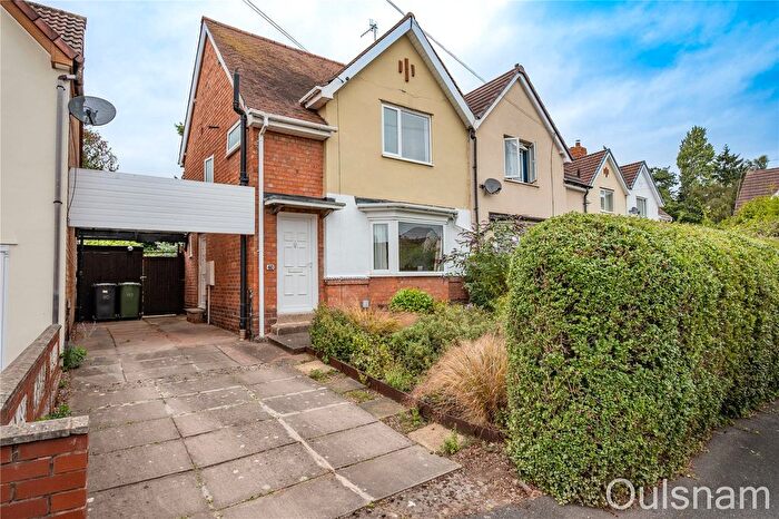 3 Bedroom Semi-Detached House For Sale In Perryfields Crescent, Bromsgrove, Worcestershire, B61