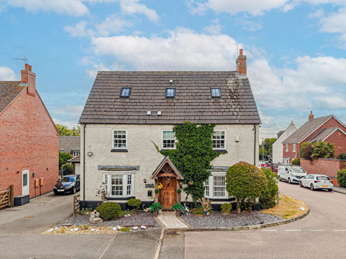 6 Bedroom Detached House For Sale In Long Close, Anstey, LE7