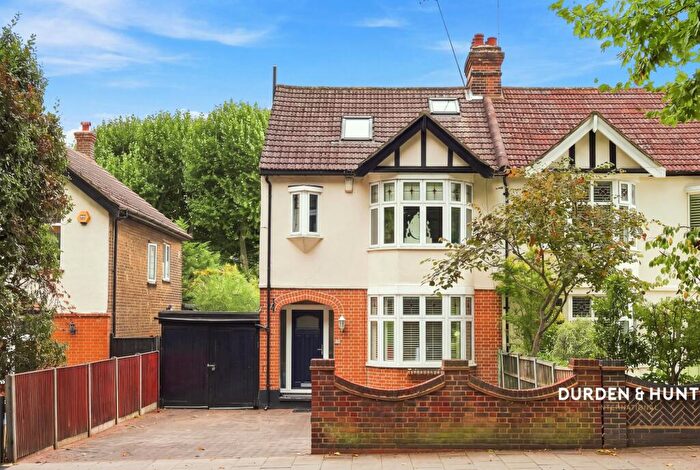 4 Bedroom Semi-Detached House For Sale In Main Road, Romford, RM1