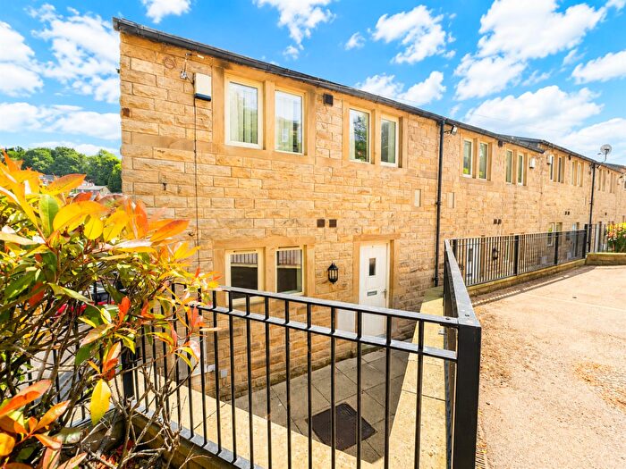 3 Bedroom Terraced House For Sale In The Terrace, Holmfirth, HD9