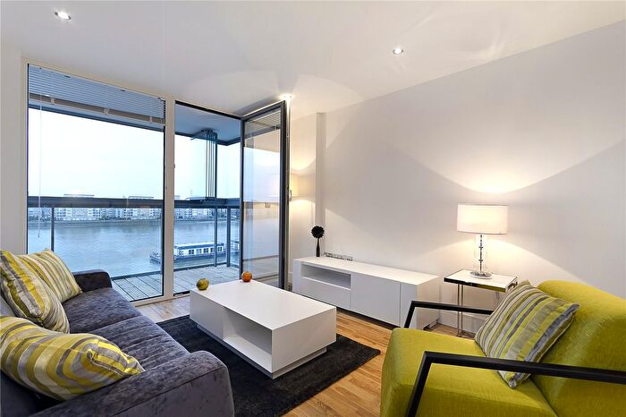 2 Bedroom Flat To Rent In Beacon Point, Dowells Street, London, SE10